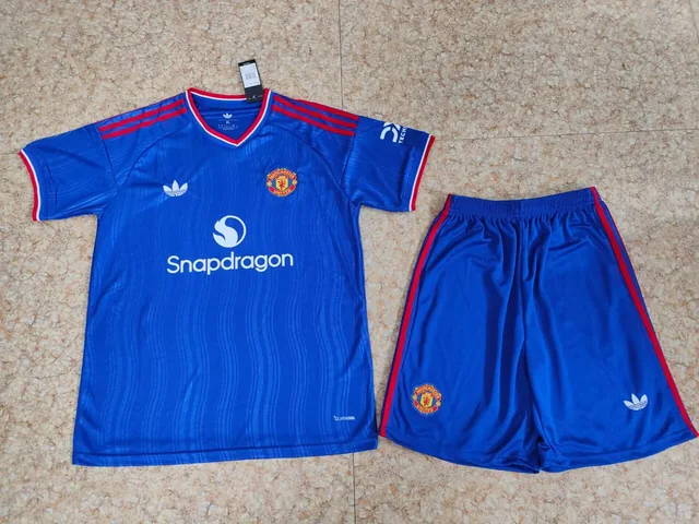 Manchester United 26/27 Visitante Conjunto de fútbol para adulto — 1